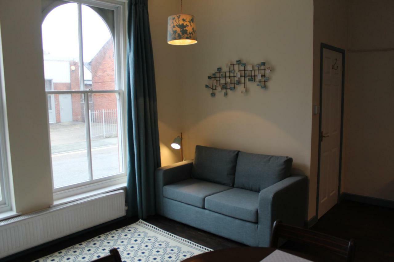 Georgian Town Flat Appartamento Oswestry Esterno foto